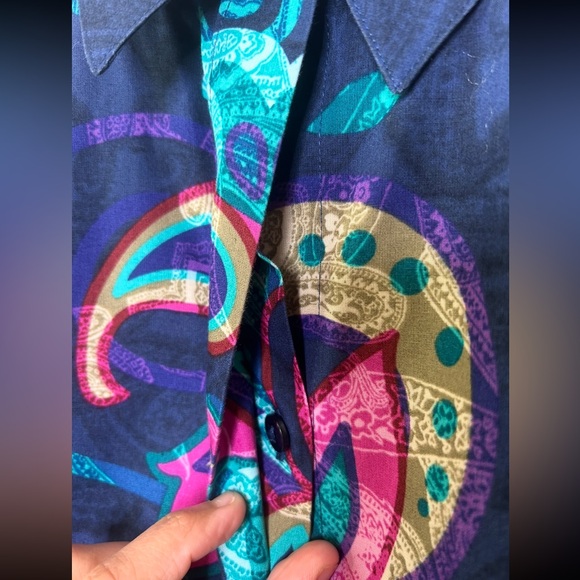 🩷Chicos No Iron paisley navy women’s sz 2 Large button back shirt 3/4 sleeves - Picture 3 of 7